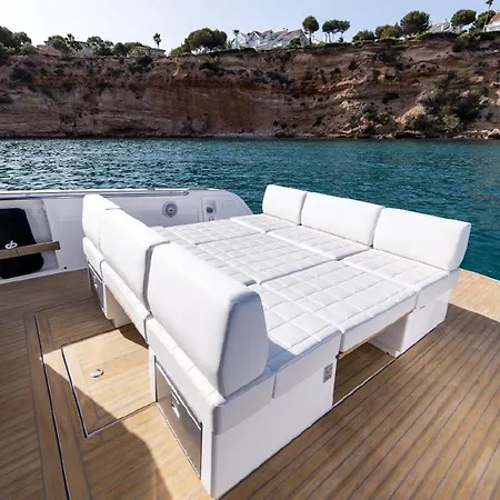 Bådhotel Pardo Yacht 38