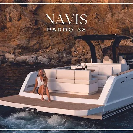 Pardo Yacht 38 Bådhotel *
